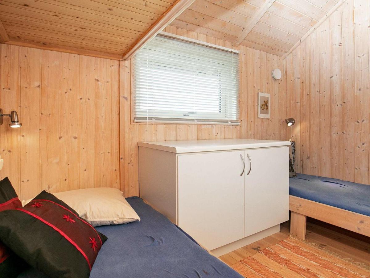 Three-Bedroom Holiday Home In Hojslev 4 Bøstrup Exteriör bild